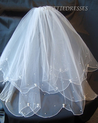 Embedded pearl girls communion veil